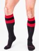 Fußballsocken – auf schwarzem Hintergrund