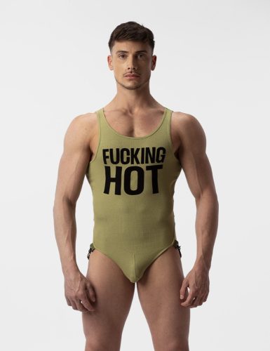 Rippenkörper verdammt heiß