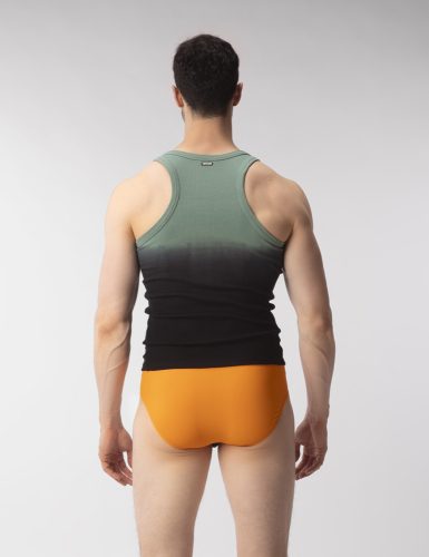 Tanktop verschlechtert sich verdammt heiß