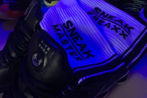 SNEAK MASTER – stylish white-black socks