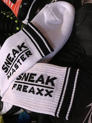 SNEAK MASTER – stylish white-black socks