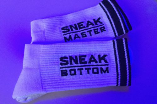 SNEAK MASTER – stylish white-black socks