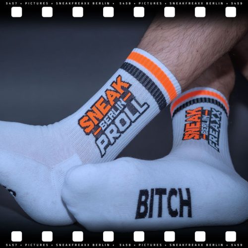 Sneak Berlin – premium black and orange socks