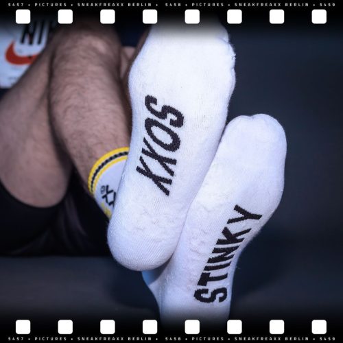 Stinky Soxx – white and yellow premium socks