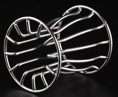 Plug Tunnel – Premium Metal Bar 8 x 7 cm