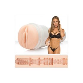 FLG Signature-Kollektion: Nicole Aniston Passform